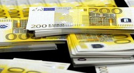 Des liassses de billets en euros