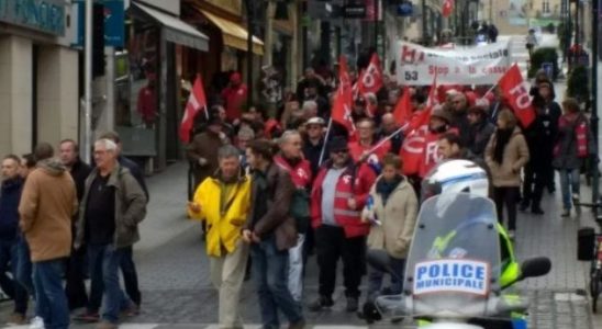 La décente de la rue des déportés à Laval en Mayenne