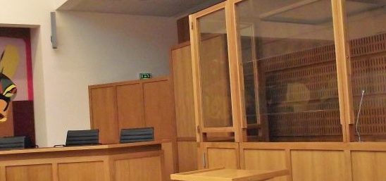 tribunalcorrectionnellavalboxaccusebannieresmall2.jpg
