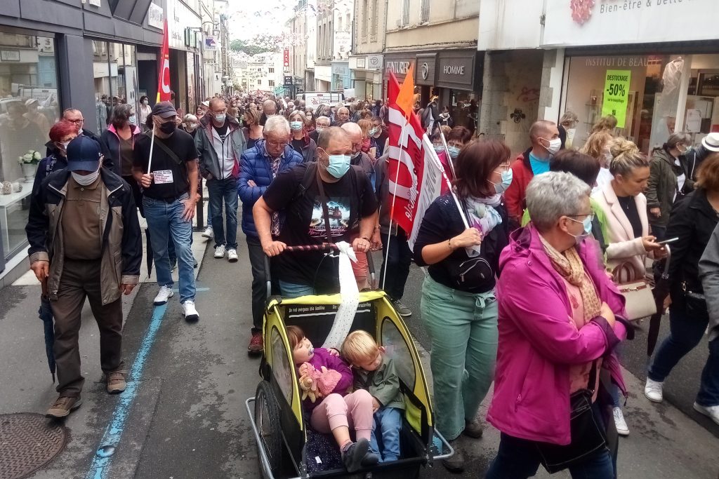 Une poussette dans le défilé