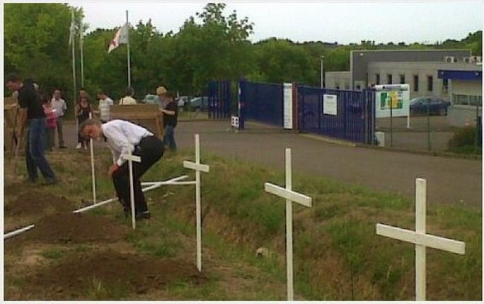 Une manifestation en 2012 devant le site d'Aprochim à Grez-en-Bouère