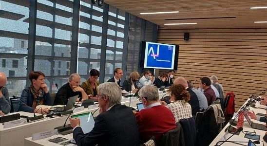 Le conseil communautaire de Laval où a été voté le dossier épineux du financement de l'UCO sur le campus lavallois