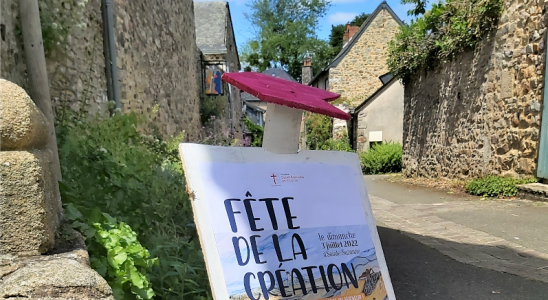 Signalétique de la fête de la Création à Sainte Suzanne en Mayenne Juillet 2022