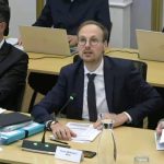 Le maire de Laval Florian Bercault lors du conseil municipal de Novembre 2025 - capture écran Youtube