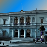 L’hôtel de ville de Laval - illustration leglob-journal.fr