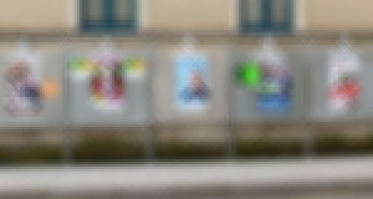 Des panneaux électoraux de la campagne des Municipales de 2020 - © leglob-journal.fr