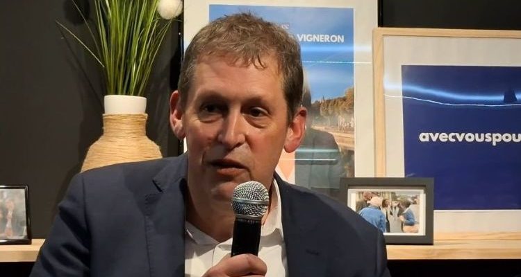 Philippe Royer qui sera n°2 sur la liste de Samia Soultanie et son Premier adjoint - © leglob-journal.fr