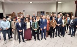 Photo de la liste de Florian Bercault aux Fourches à à Laval lors de la présentation de la liste - © leglob-journal.fr