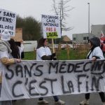 La banderole de début de cortège - © leglob-journal.fr