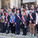 Photo du conseil municipal de Laval après l'installation du maire Florian Bercault -© leglob-journal.fr