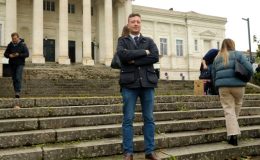 Jean-Eudes Gannat devant le tribunal avant son procès à Angers - © MP leglob-journal..fr