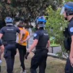 Un lycéen interpellé et menotté devant le Lycée Réaumur-Buron à Laval le 2 octobre - DR