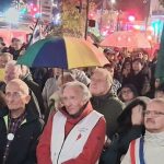 250 personnes pour un rassemblement contre le racisme à Laval avec des prises de parole - © leglob-journal.fr